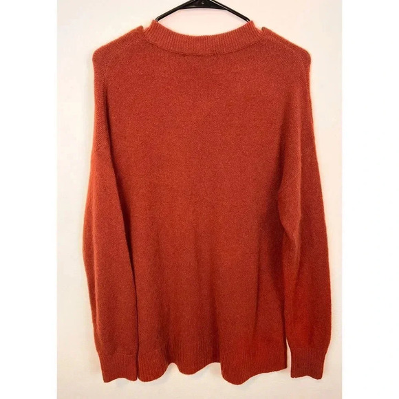 Madewell Bartlett V-Neck Pullover Sweater in Coziest Yarn Oversized Maro… - Picture 10 of 14